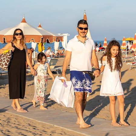 Hotel Holland Rimini Dış mekan fotoğraf