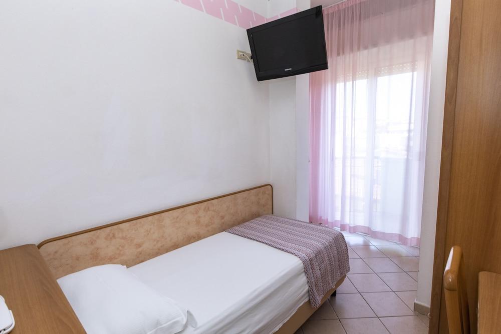 Hotel Holland Rimini Dış mekan fotoğraf